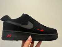 Buty Nike Air Force 1 '07 LV8 "Black & Light Crimson" r. 40