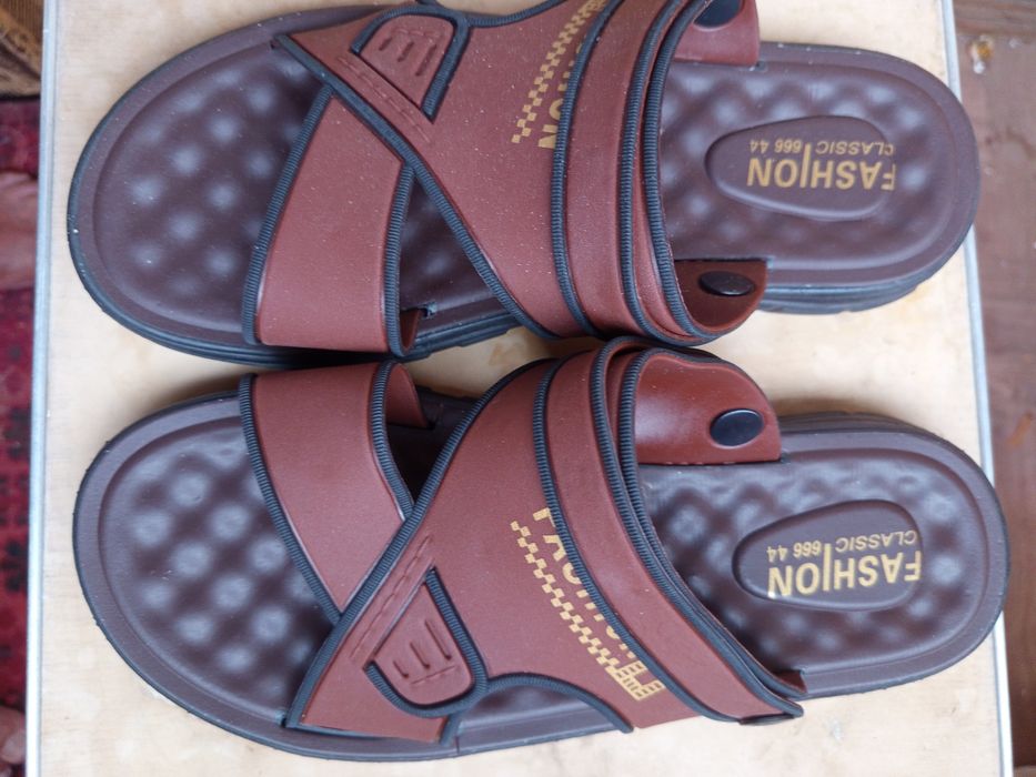 Взуття літнє чоловіче