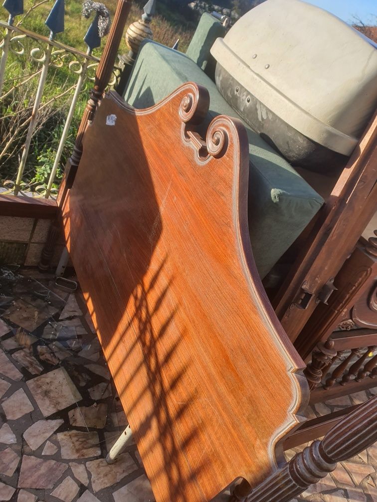 Camas casal vendo com.oferta de colchão