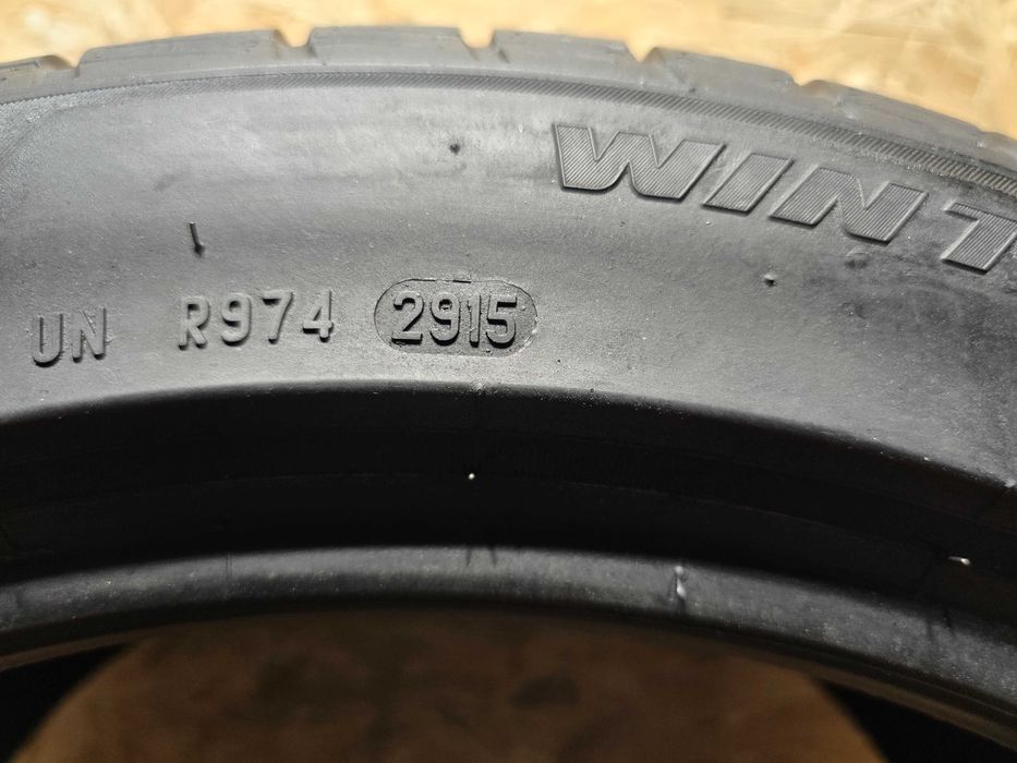 Opona pojedyńcza 275/40/18 103V XL Pirelli Sottozero 3