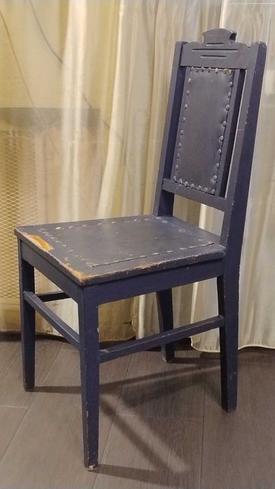Столы, стулья, полки и табуреты