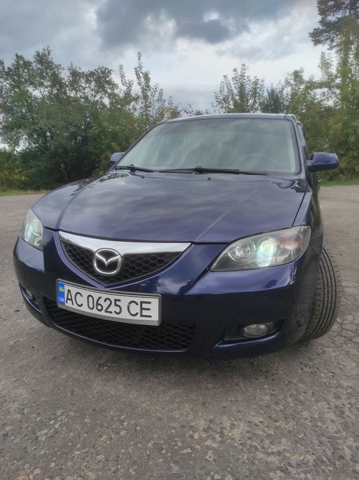 Продам авто Mazda 3