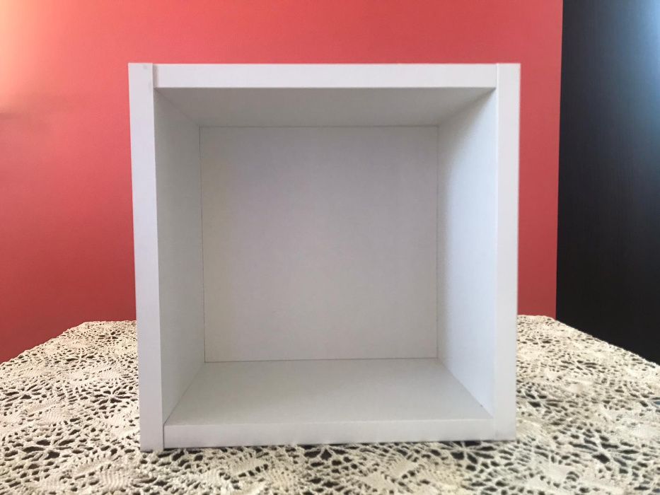 półka kwadratowa wisząca 30 x 30 regał