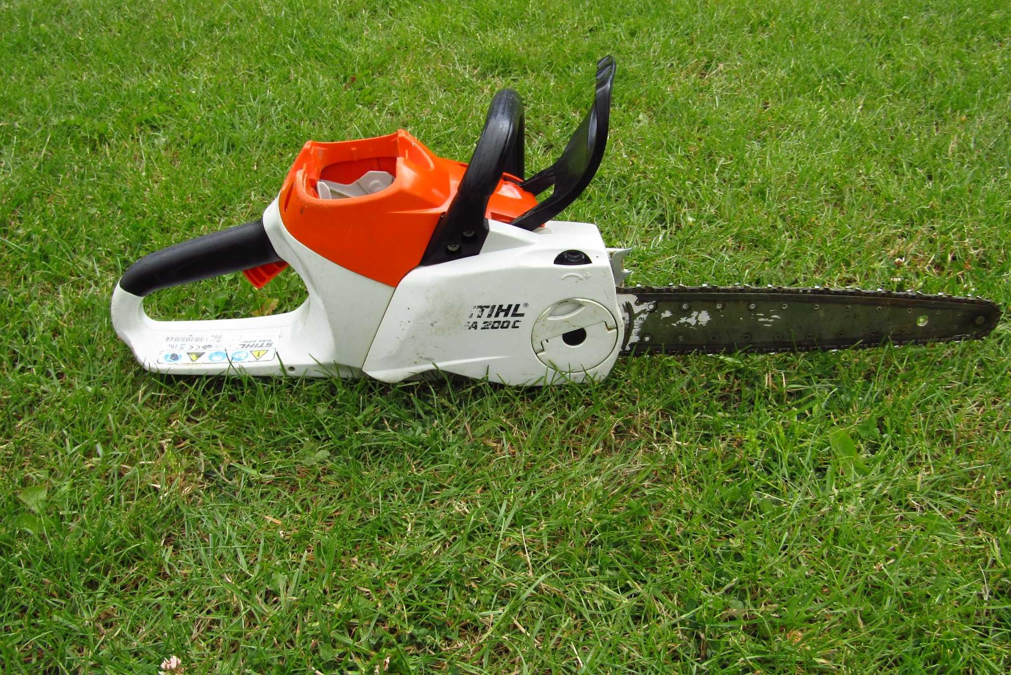 Akumulatorowa pilarka Stihl     MSA 200 C