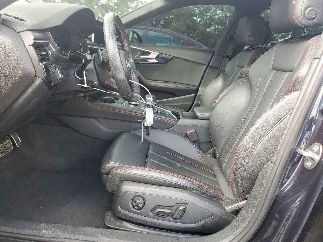 Audi A4 Premium Plus 2018 *
