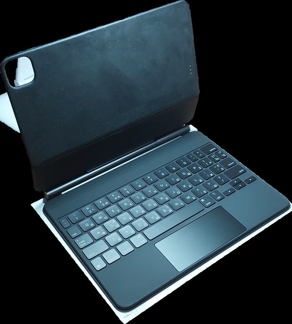 iPad Magic keyboard для iPad 11pro в отличном состоянии