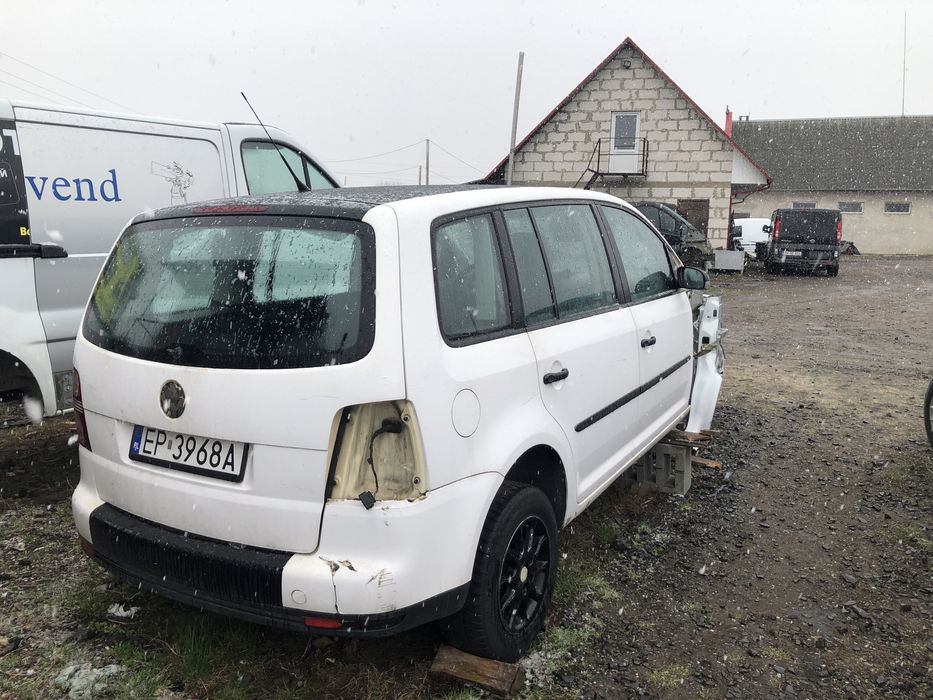 Розбірка Volkswagen touran caddy каді тауран Шрот розборка запчастини