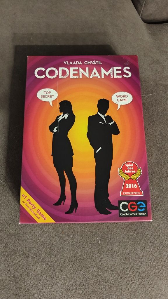 Настільна гра Codenames (Кодові імена) англ. версія / English version