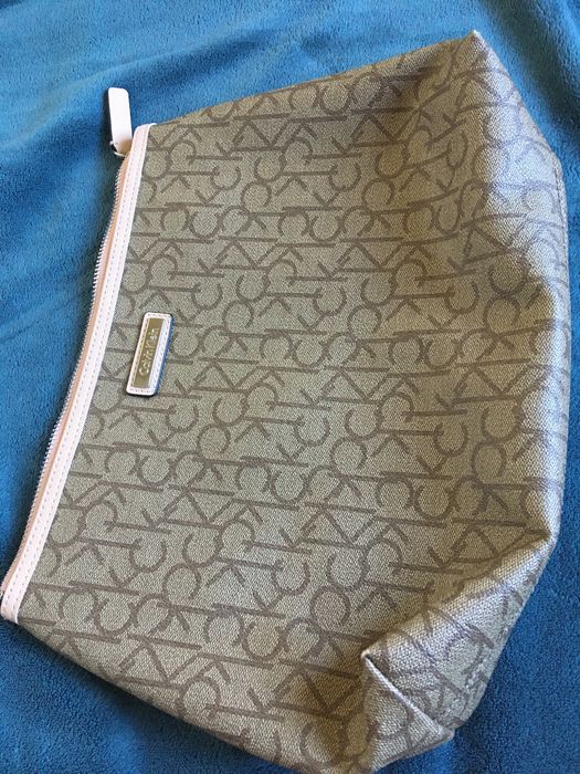 Carteira necessaire CK