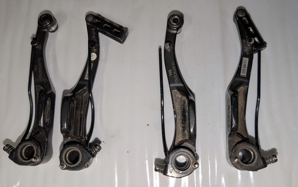 Гальма обідні V-Brake Shimano BR-M432, ручки BL-M421.