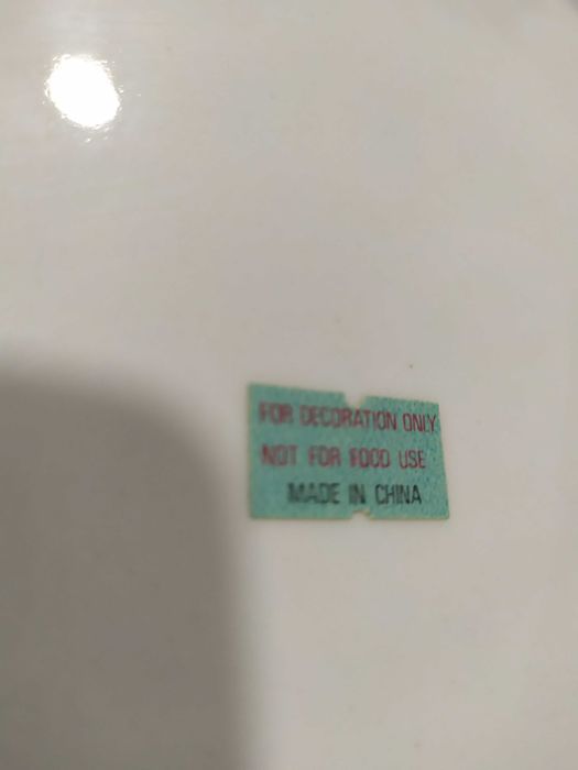 Pratos de Colecção (Preços variados) - NEGOCIÁVEL