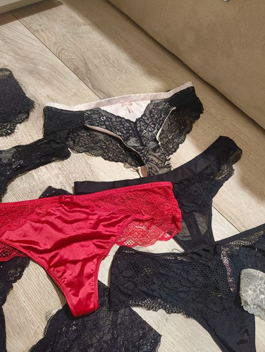 Komplet majtek koronkowych stringi brazyliany r.M 14 sztuk