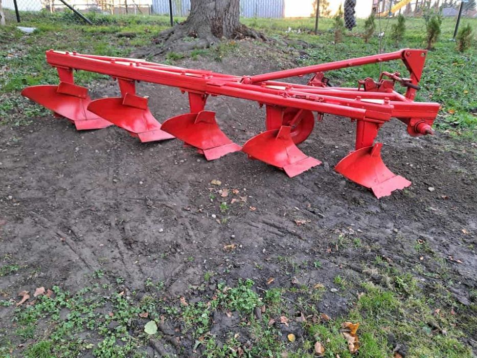 Pług 5 skibowy Unia Grudziądz