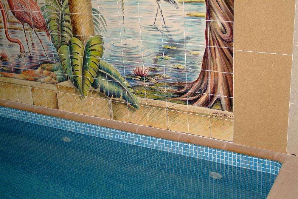 Paineis de azulejos para piscinas