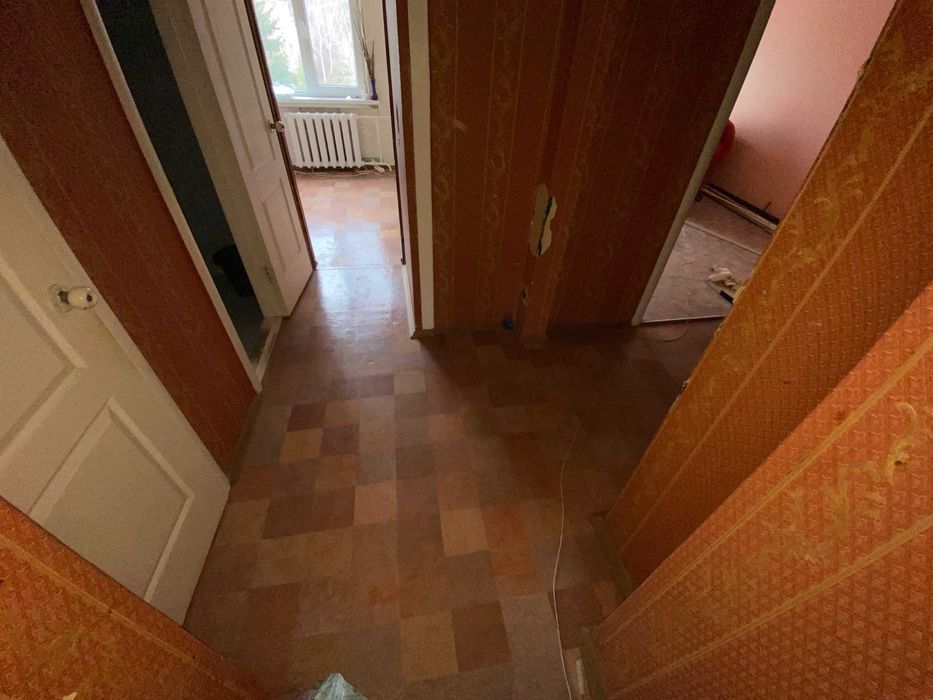 Продаж 2-к квартири. м.Вишгород, вул.Симоненка, 7. 45000$