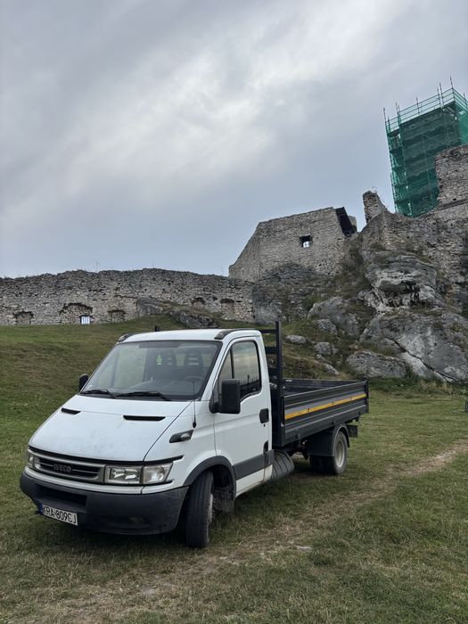 Transport bus wywrotka Iveco Daily / ziemia przesiewana / piasek