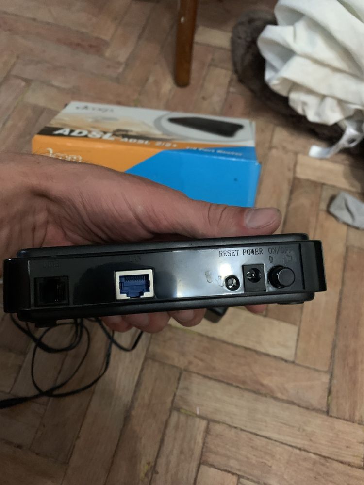 Продам Роутер ADSL 212+