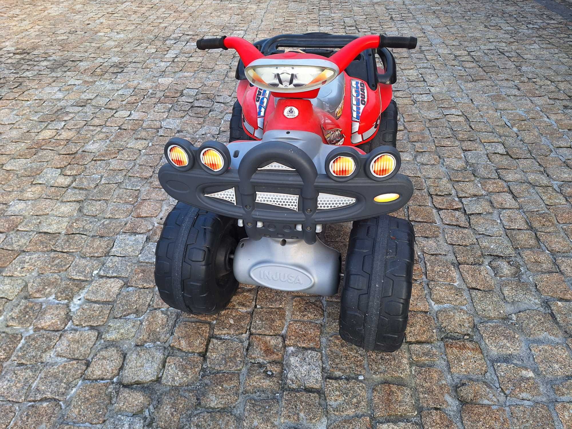 Moto 4 de criança a bateria