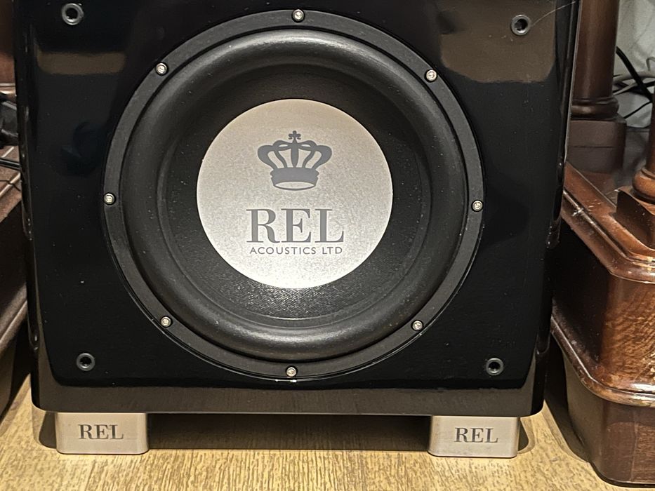 Subwoofer REL T9x .