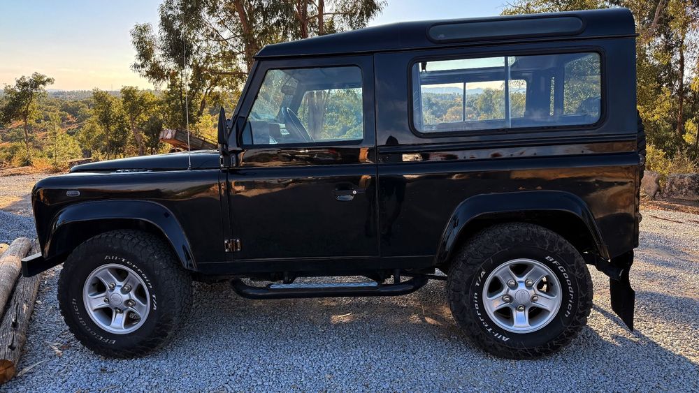 Land Rover Defender 90 2.5 TD5 Metal Top