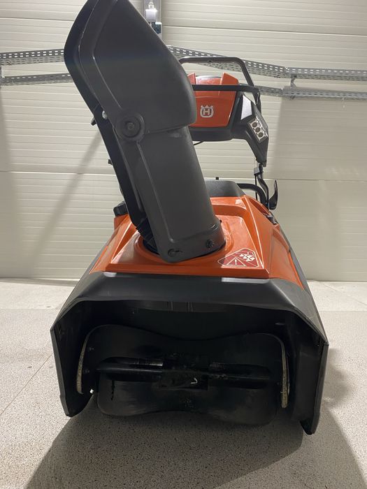 Odśnieżarka Husqvarna ST 121 E