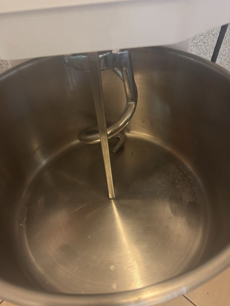 Yato Spirala Mixer YG-03068
