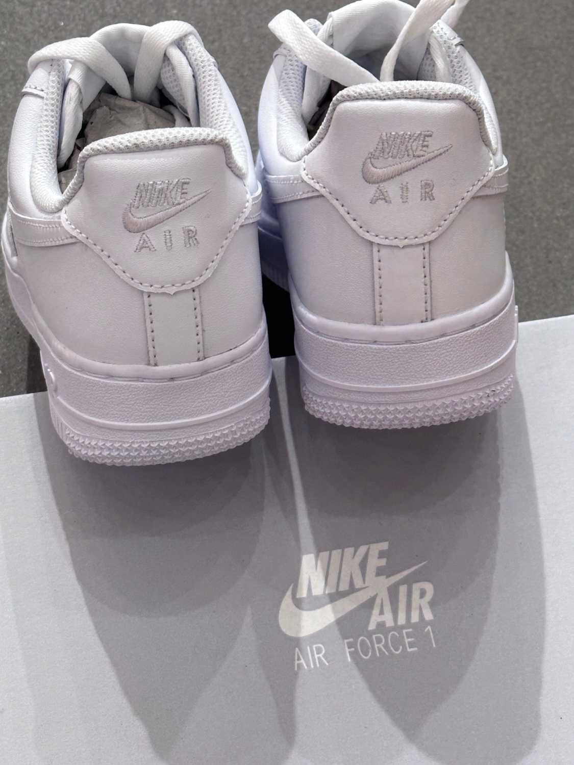 Nike Air Force 1 Low '07 White 40