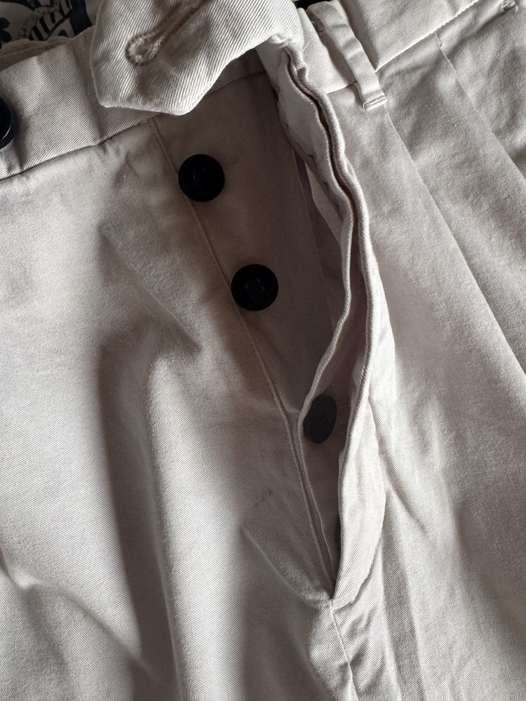 Spodnie chinosy AllSaints 32
