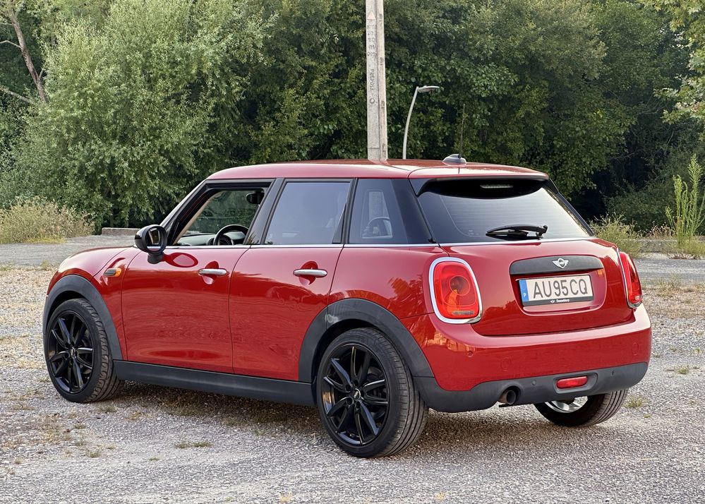MINI One D Volcanic Orange, vibrante e Espírito Jovem - 5portas