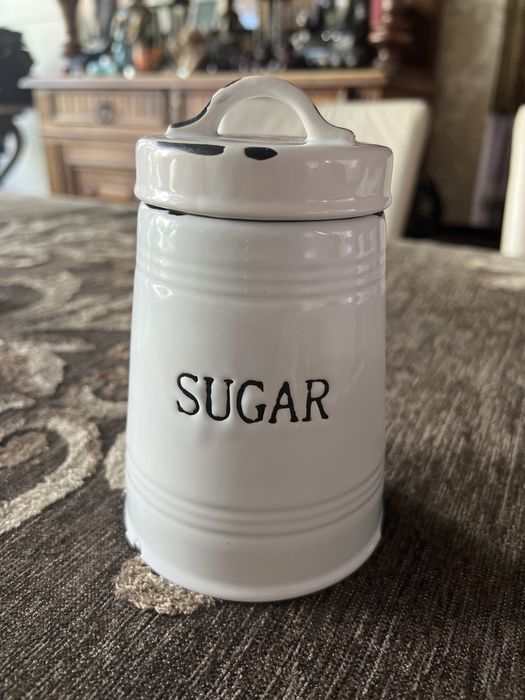 Sugar stylizowana na starą cukierniczka Home&you ceramika cukiernica