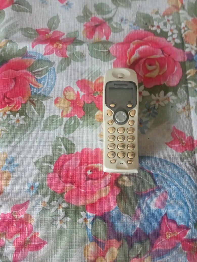 Радиотелефон  panasonik kx-tcd435uaw