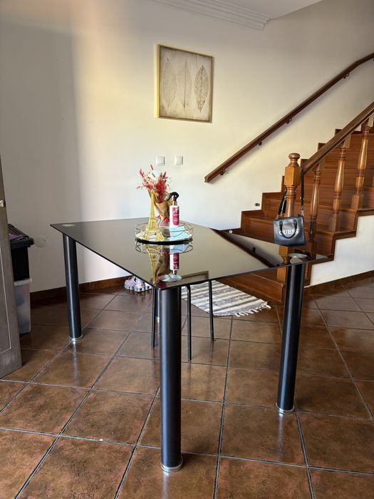 Mesa de Jantar Preta de vidro temperado