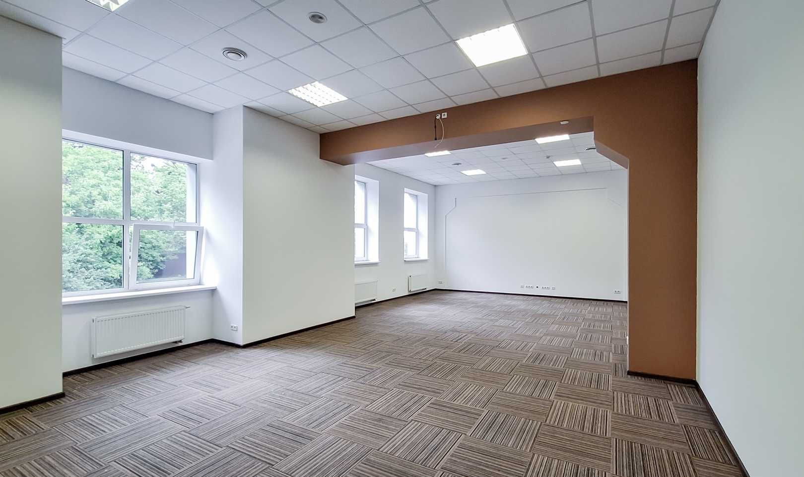 Офіс 400м2. OpenSpace, кабінети. Генератор. метро Васильківська. Без%