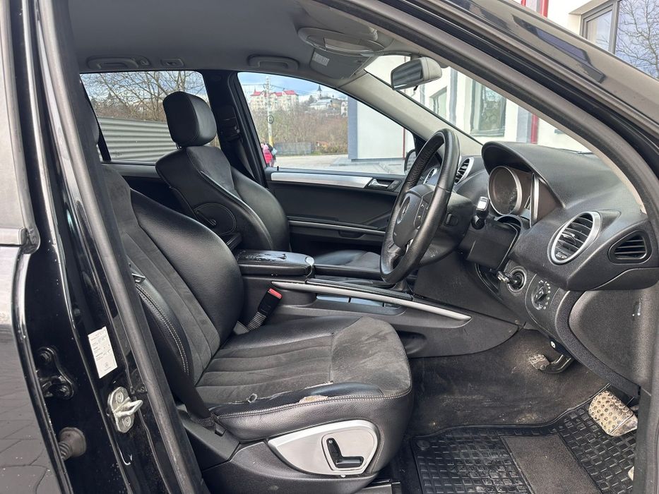 Mercedes-Benz ml 164