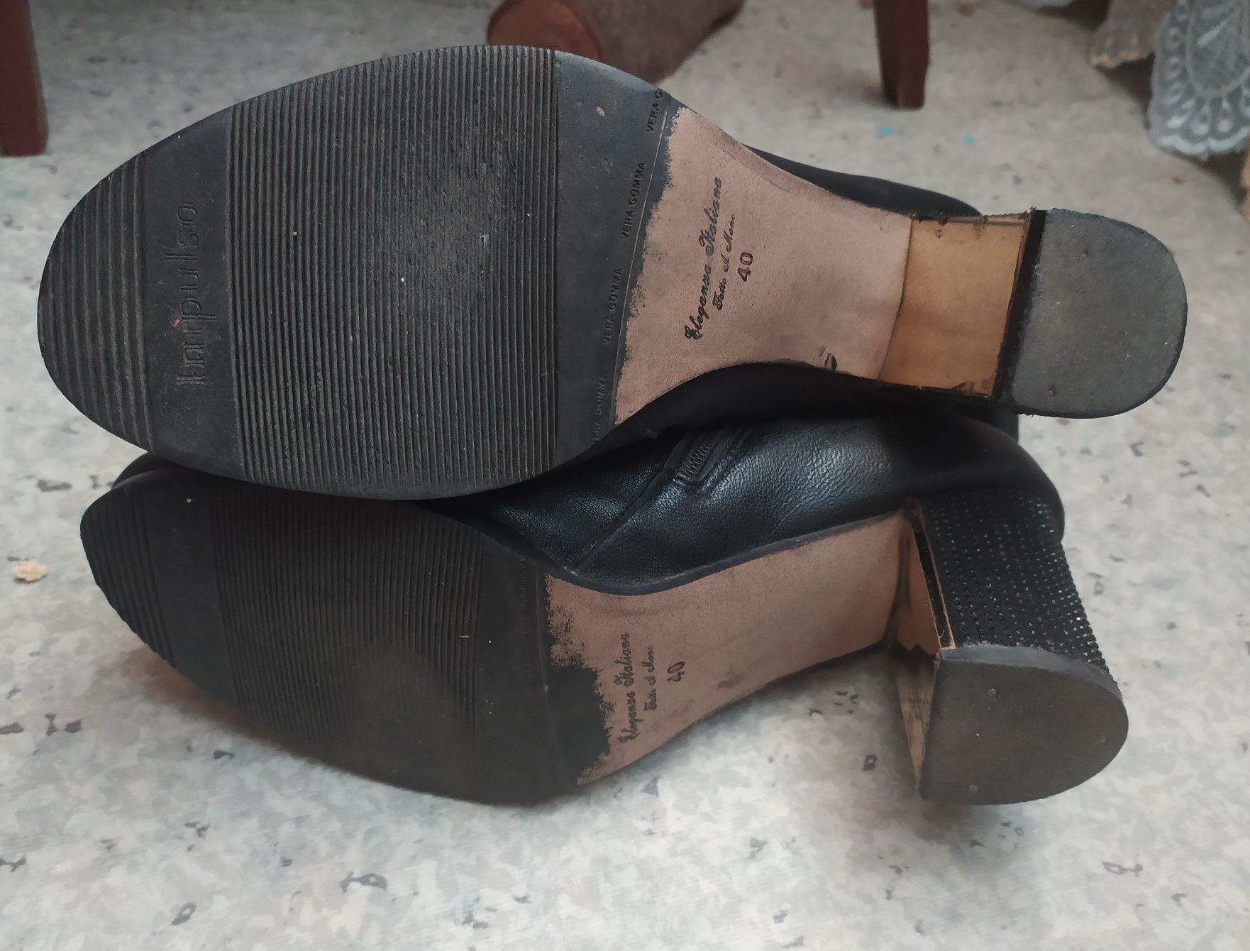 Сапожки ботинки итальянские демисезонные на каблуке со стразами Vera G