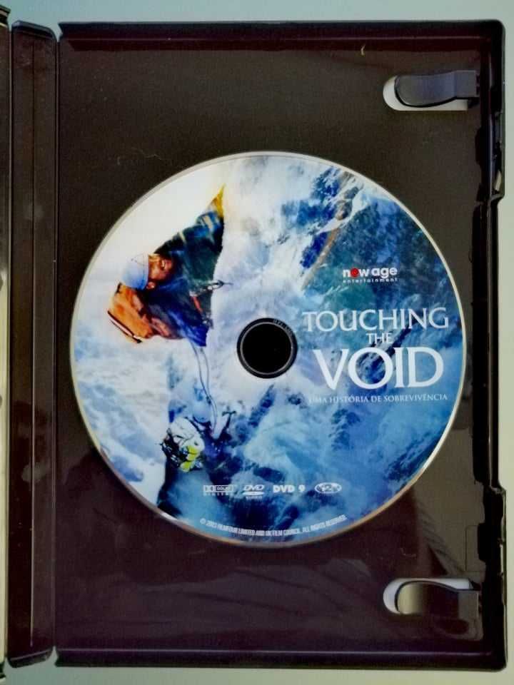 Uma História de Sobrevivência ("Touching The Void")