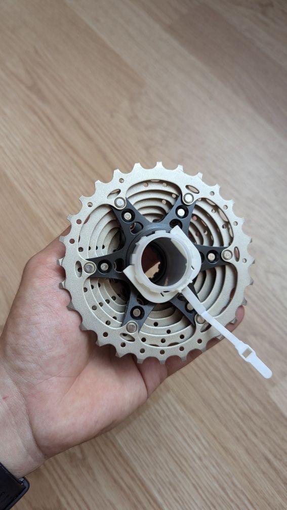 Нові касети 10/11 швидкостей Shimano 105, Ultegra, Tiagra/De