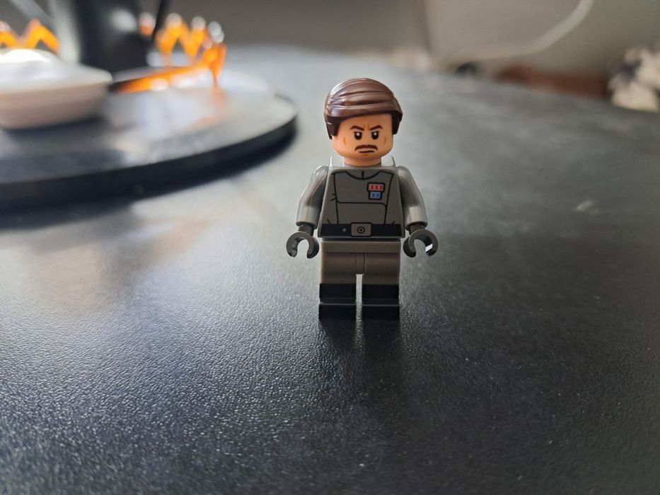 LEGO Star Wars Admiral Yularen