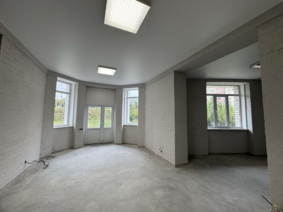 Комерційне приміщення на Соборній