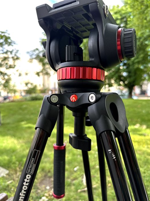 Statyw filmowy Manfrotto nogi MVT502AM + głowica olejowa MVH502A