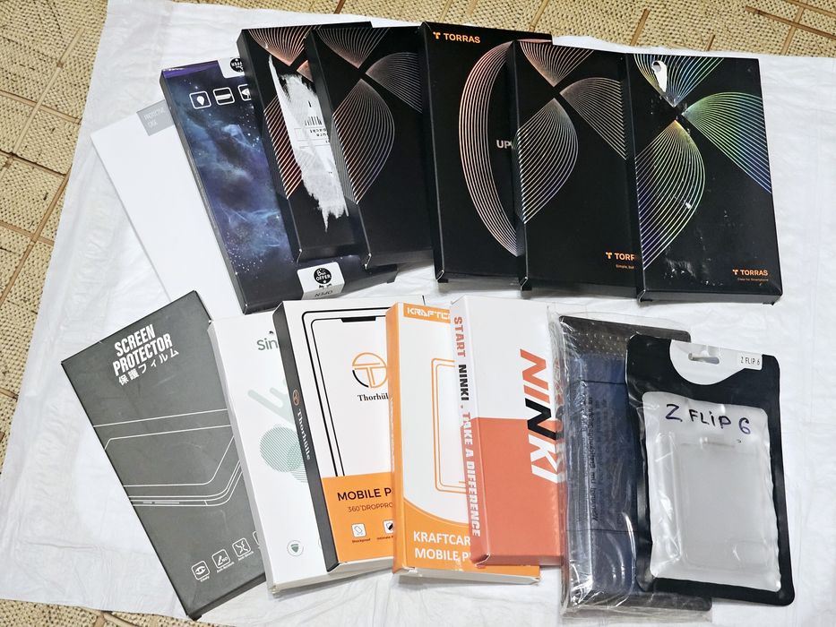 Чохли до телефонів нові якісні