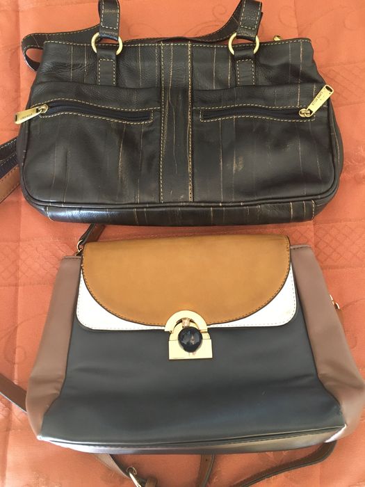 Bolsa de senhora e carteira de mão