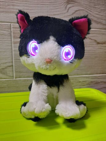 Bright Eyes інтерактивний котик