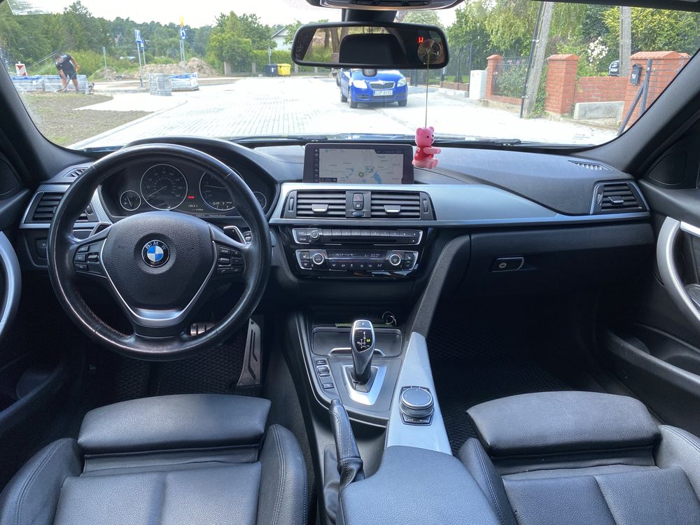 BMW 330i x-drive f30
