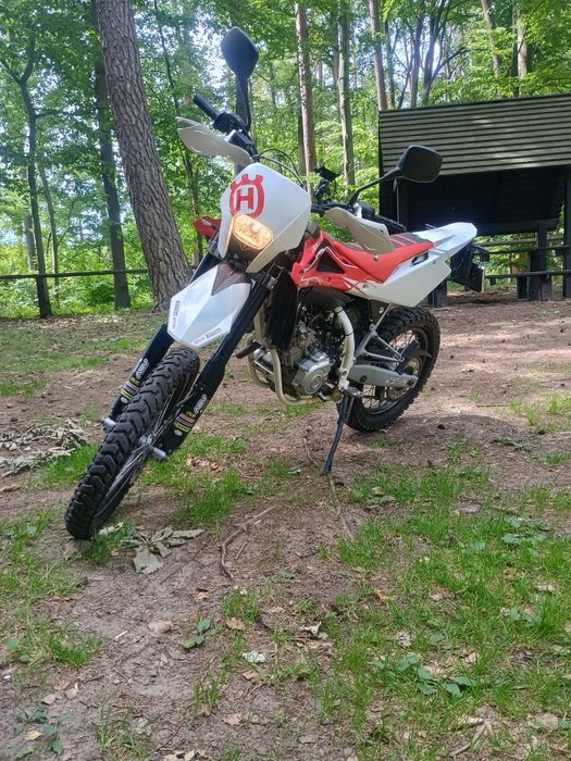 Husqvarna Te 125/150 4T kat.B Super Stan!!!