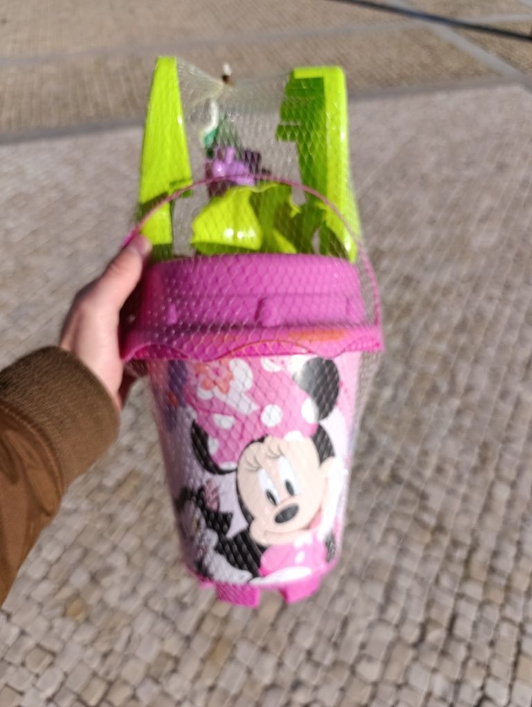 Balde de praia da Minnie