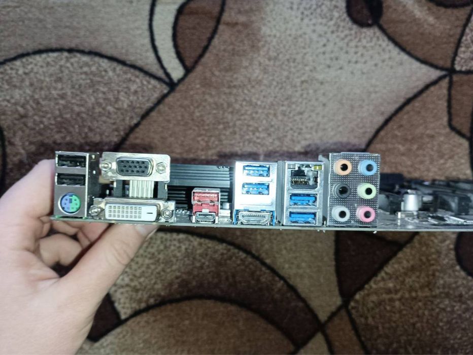 Материнська плата s1151 Gigabyte Ga-B250-HD3P