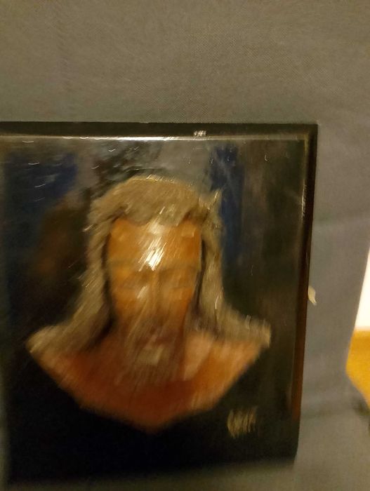 Rzeźba głowa Chrystusa?