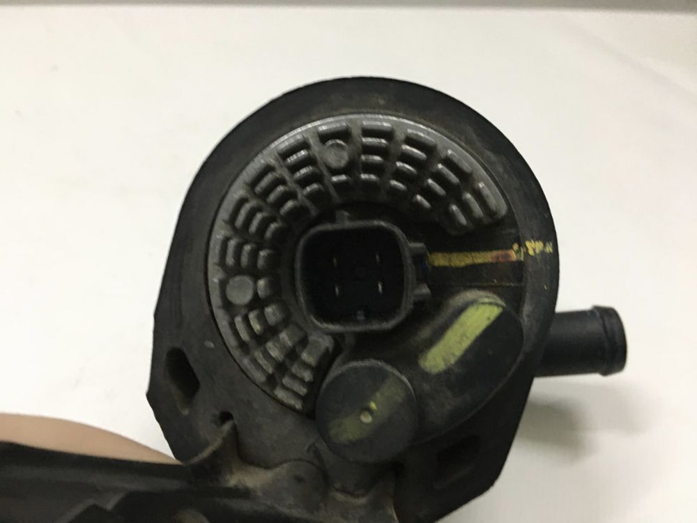 Помпа охолодження на Nissan Leaf 11-12 13-17 18-24