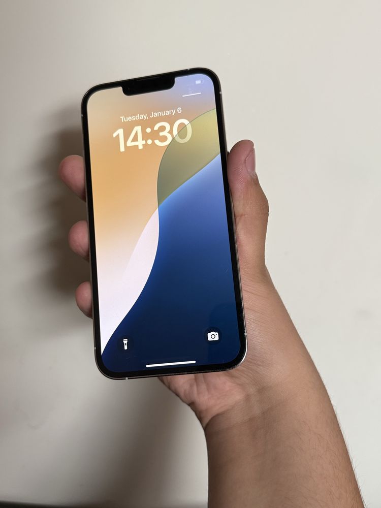 Iphone 13 pro Bialy 90% baterii